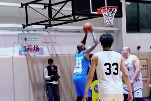 考辛斯实战连续三个扣篮 这状态打CBA没问题吧