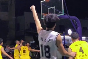 哥们儿你是右手投篮嫁祸给左手啊？