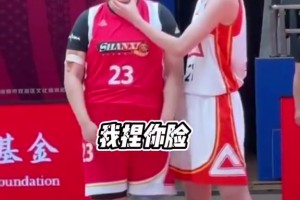 中国女篮的现在和未来！！韩旭和大宝贝刘禹彤在场上相爱相杀