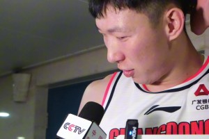 周琦：还在通过比赛继续调整状态，之后会一场打的比一场好