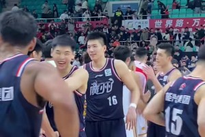 第三阶段见！广州龙狮官方晒球队赢球后的花絮视频