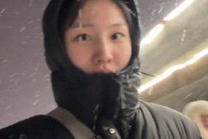 张茹晒自拍视频：好大的雪呀
