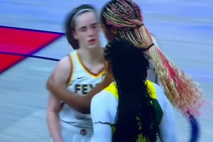 WNBA女状元克拉克 冲突了都这么好看！