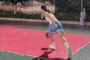 妹子这个拉杆有点感觉啊！