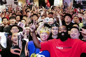 给登哥看呆了！哈登与徐静雨观看的传统功夫茶艺能表演！