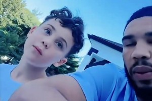 Deuce从小无忧无虑的生活！塔图姆的带娃生活平常都做些什么？