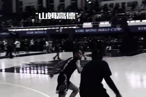 实在太帅了吧！欧文中国行上演山姆高德+空中极限换手拉杆
