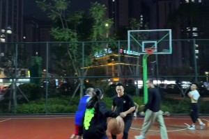 你不喜欢女篮的话，问问你兄弟喜不喜欢？