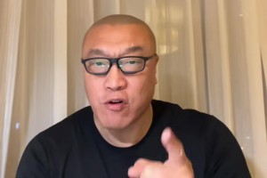 马健：火箭队未来肯定需要一笔大交易，要超巨，否则真的走不远！
