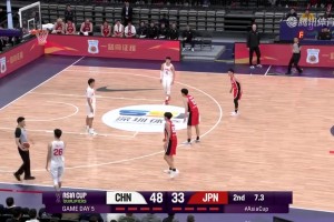 今天绝对是球队大腿！赵睿中场前突破直杀篮下，完成压哨拉杆上篮