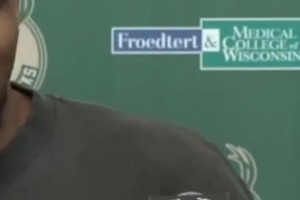 雄鹿对阵奇才赛前，字母哥：不会和米德尔顿说话，会把他防死！
