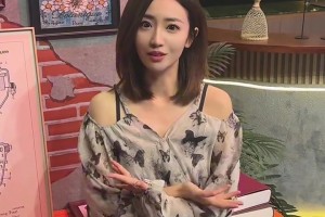 湖人女主播佳依：最近湖人球迷（勇士侠）当中多了不少人哈