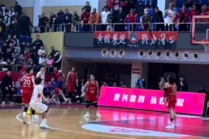钱内迪卡特狂砍52分，率领武汉盛帆黄鹤以下克上逆转山西竹叶青酒