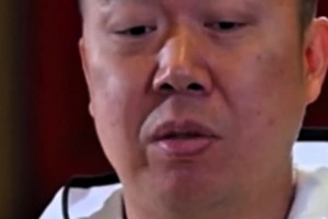 王治郅：我们比的不是你的流量发型 是能否带中国男篮重回巅峰