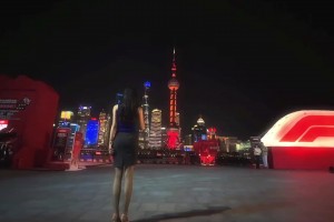 身材是真好啊！美女登密网红盼盼一身黑色短裙穿搭走秀~