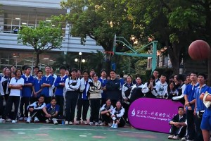 学校优先择偶权！据说是某中学篮球跳投男子第一人！