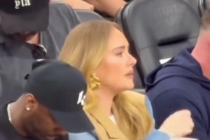 焦点夫妻！富保罗和阿黛尔此前观战快船主场比赛！