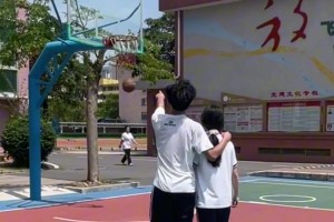 大大方方的友情，小心翼翼的爱情！