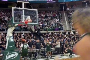 NCAA扣篮大赛这不比NBA的好看？