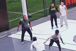 不是哥们，你艾佛森啊！