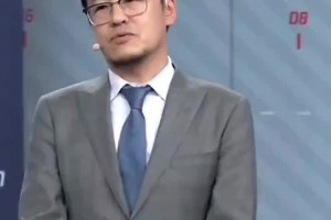 杨毅谈勇士胜灰熊：第四节所有哨对主队不利 放CBA赛后别走了