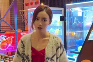 佳依：真是被森林狼活活投死 争点气吧哥哥们