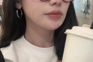 湖人还在战斗，美娜怎么先放假去了？？😆
