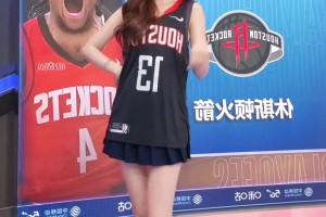 火箭拿下二番战，魏欣怡身穿13号球衣庆祝~