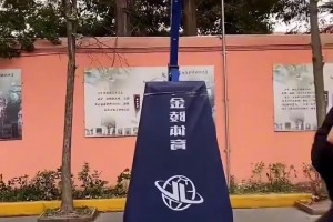 姑娘这身体天赋打球不是无敌了？