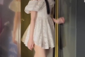 大长腿啊！美女主播婧雯的变装视频：另一个我~