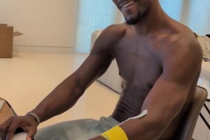 这是打的什么点滴啊！巴特勒G4火线复出和这个有关吗？
