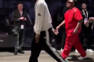 爱德华兹赛后球员通道模仿詹密夏普：Lakers in 5！