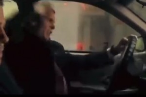 我湖马威呢？美媒：湖蜜看到克内克特季后赛完全上不了时的反应…