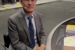 懂球！杨毅此前：哈登上场体力都用在和戈登缠斗上了！得解放体力