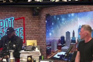 我没有哨子场均罚球也很少！詹姆斯曾在节目中回应“假摔”