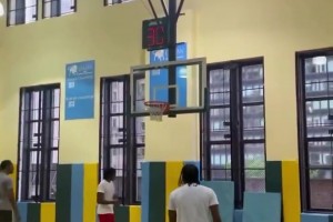 独臂球王这么打，让别人怎么找借口啊