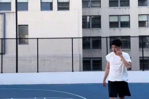 这样看小崔恢复的不错啊！小崔的在正式训练前独自小练