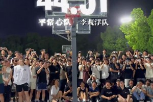 突破手vs投射手，李观洋不愧为“五星上将”，太准了！