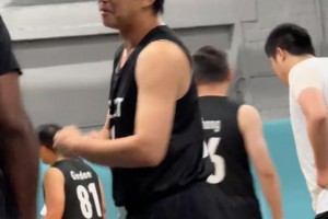 一不小心遇到了邓超打球！超哥水平如何呀？