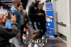 詹姆斯在观看完小女儿比赛后离开引起轰动...