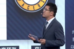 杨毅半场点评：我觉得尼克斯有机会 上半场几个主将都得到了休息