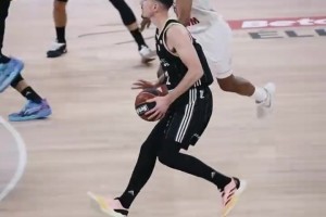 为老东家积攒好运？罗伯森季后赛连拿MVP！