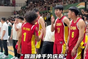 中国国青太有氛围感了！