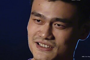 当时和巅峰梦八打的有来有回，现在的男篮上去得输几分啊...