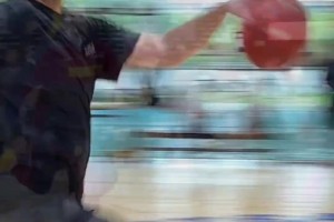 让你模仿没让你超越！西热力江模仿约基奇快乐跑步入场~