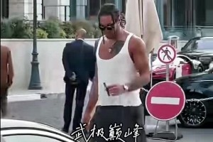 网友在摩纳哥偶遇戈登 这魁梧的身材太帅了！
