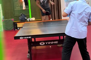 好家伙，文班亚马来趟中国，连乒乓球都玩得这么6了
