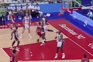 乔丹魔术师奥运梦幻配合！这俩人等同联盟现役的谁？