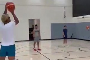 阿杜准备来马刺了？索汉被拍到在太阳的训练馆训练