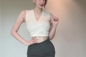 还是很顶啊！前山西男篮凯瑞图前女友穿着黑丝继续扭起来~